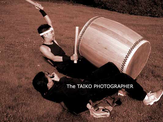 shoots using the yatai position, with abs of steel